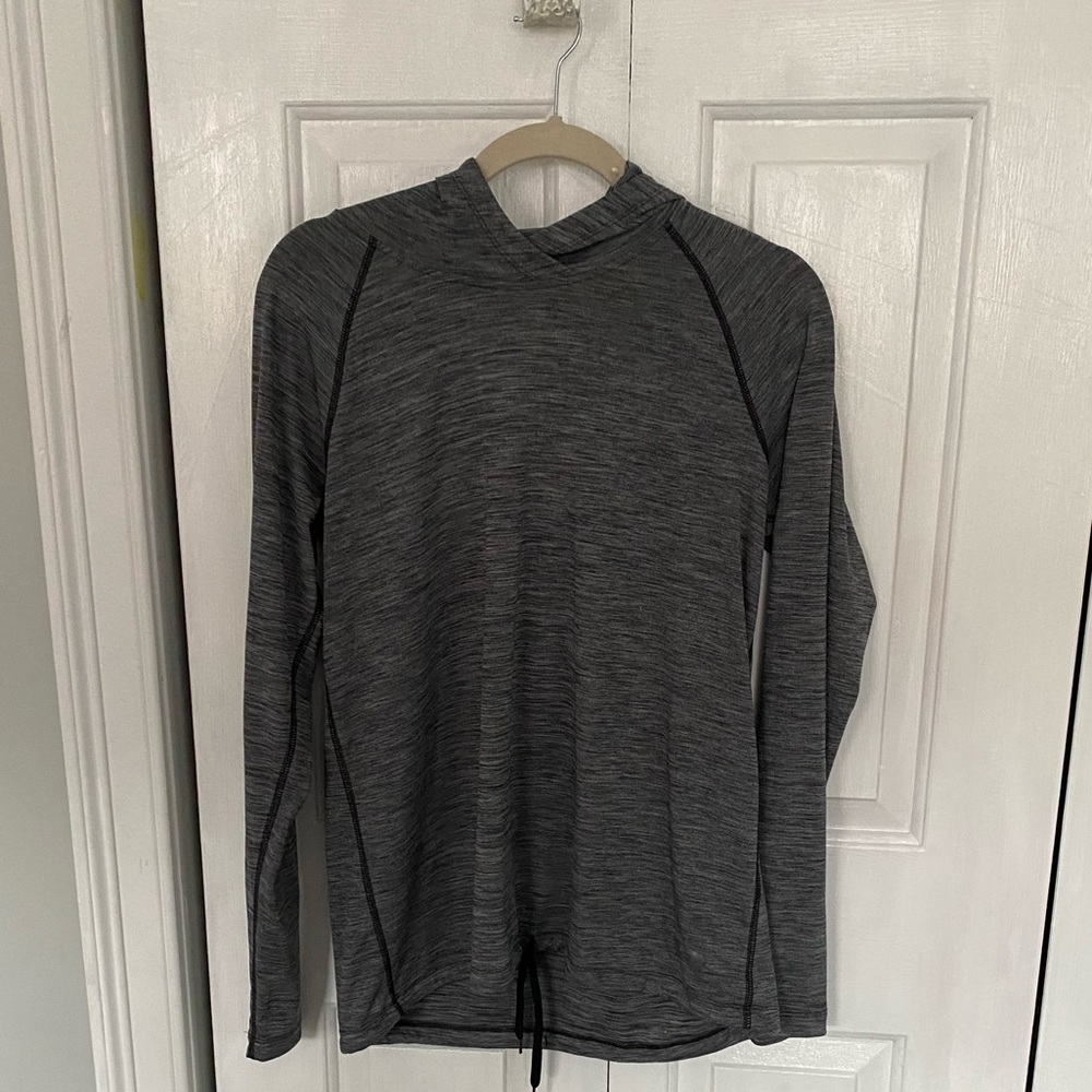 women’s L workout sweatshirt